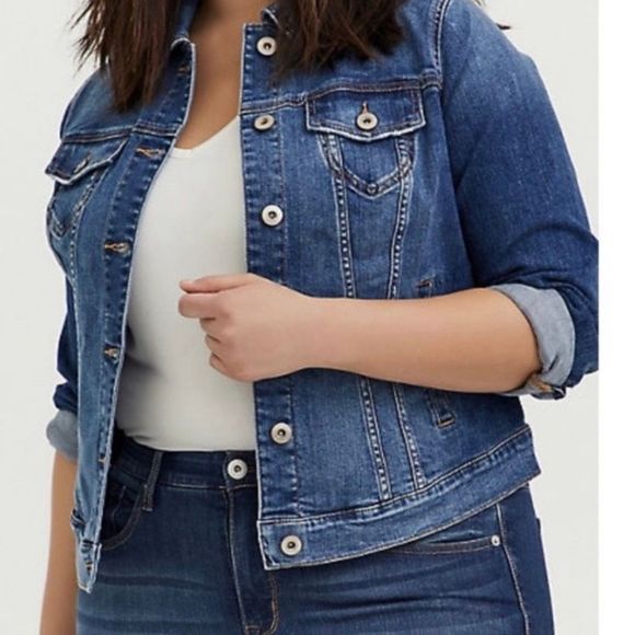 torrid Jackets & Blazers - TORRID Denim Jacket Size OX GUC